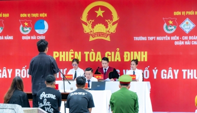 Tổ chức phiên tòa giả định cho hơn 700 học sinh, thanh niên