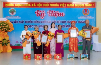 Hòa Cường Bắc – Chúc thọ, mừng thọ 433 cụ nhân ngày Người cao tuổi Việt Nam